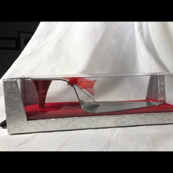 High Heel Cake Server/ Novelty Server - Picture 10 of 14
